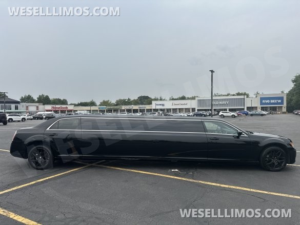 2013 MOONLIGHT Chrysler 300 Limousine