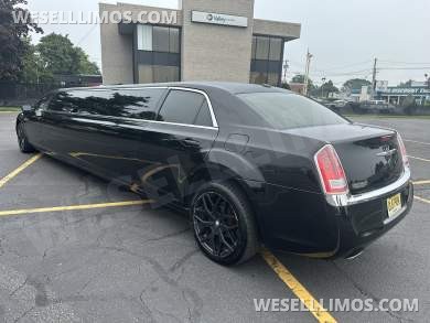 2013 MOONLIGHT Chrysler 300 Limousine