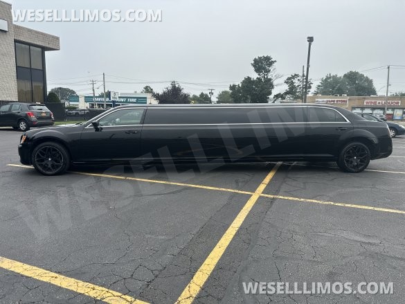 2013 MOONLIGHT Chrysler 300 Limousine
