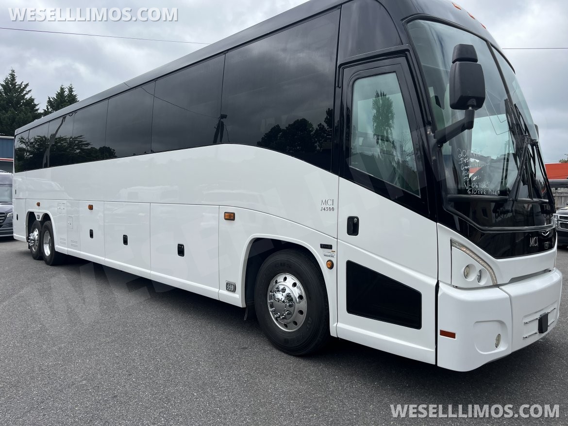 Motorcoach for sale: 2017 MCI J 4500