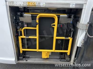 2017 MCI J 4500 Motorcoach