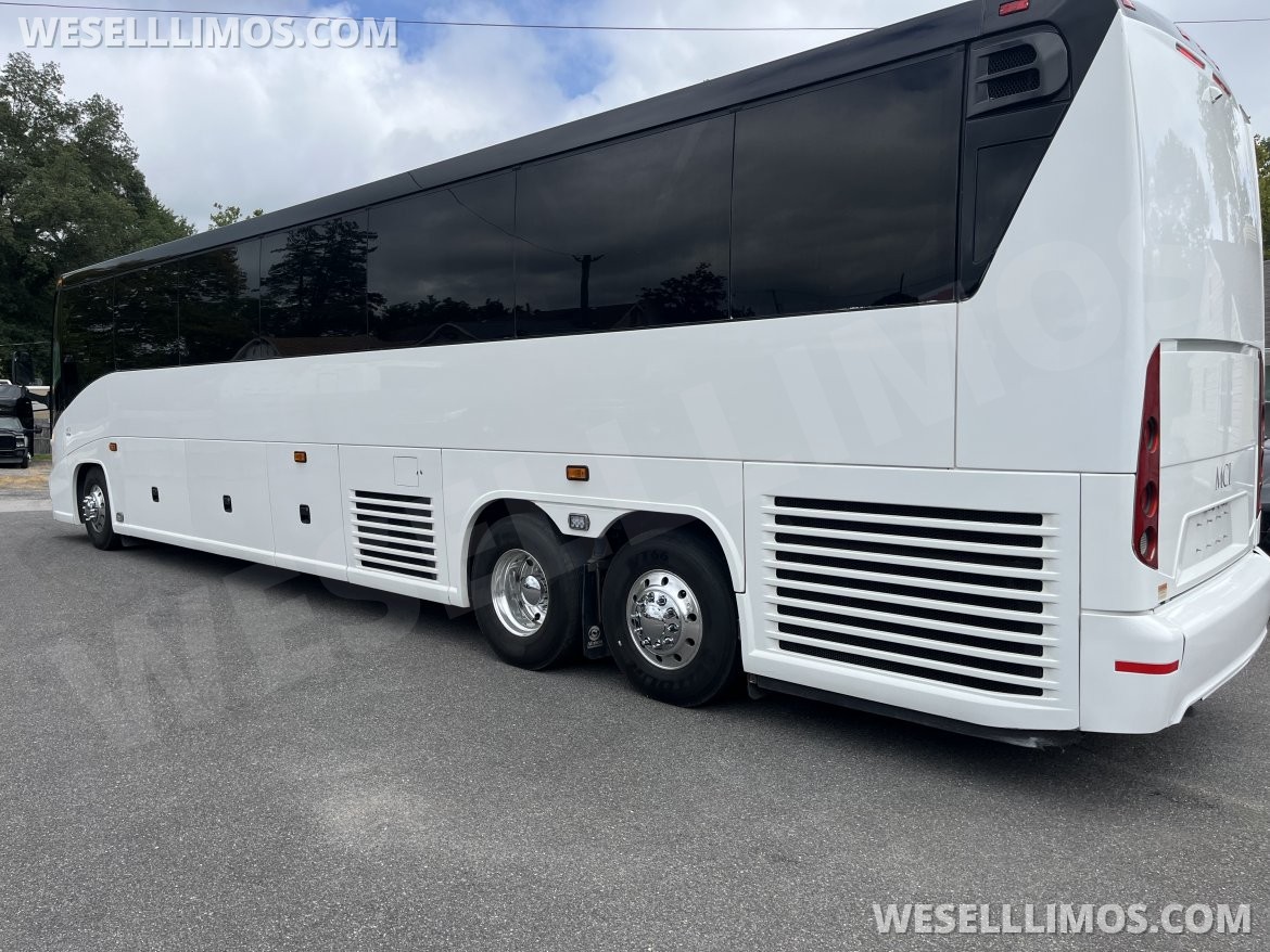 Photo of Motorcoach for sale: 2017 MCI J 4500