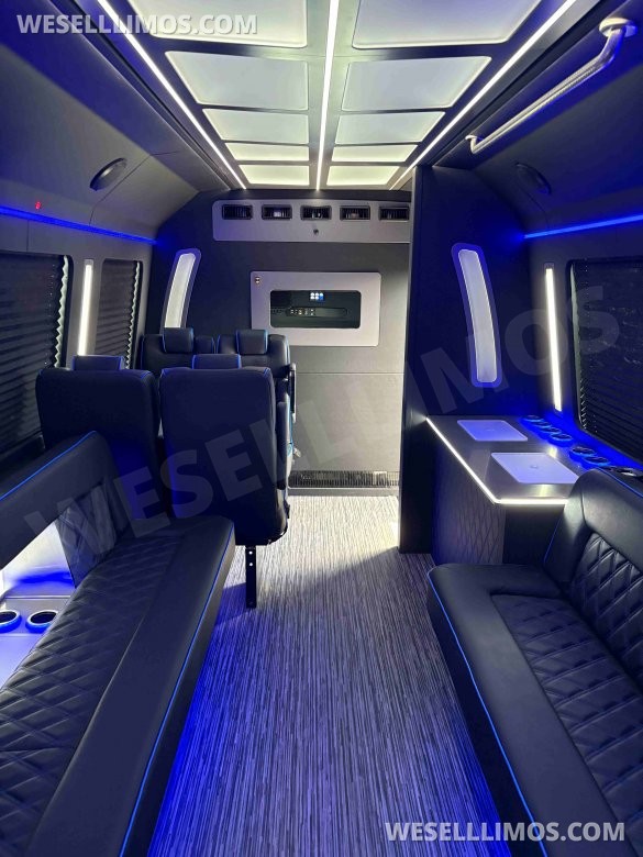 2025 LGE Coachworks Ford F600 Diesel Party Bus Limo Bus