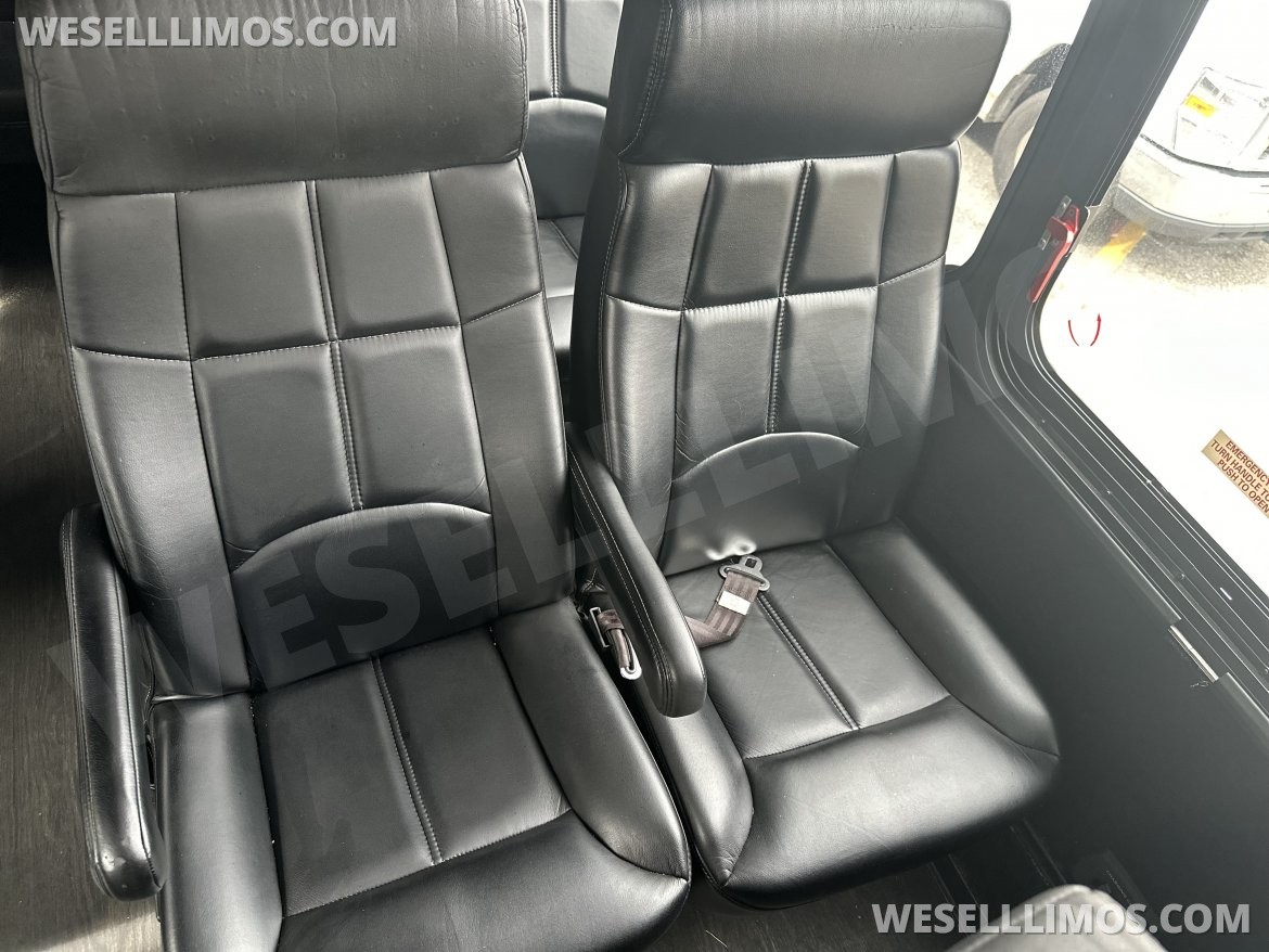 Photo of Shuttle Bus for sale: 2017 Ford F550 by TURTLETOP ODYSSEY XL