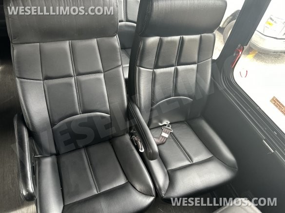 2017 TurtleTop Odyssey XL Ford F550 Shuttle Bus