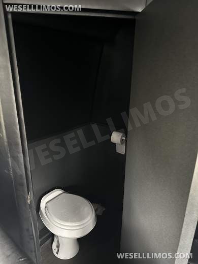 2017 TurtleTop Odyssey XL Ford F550 Shuttle Bus