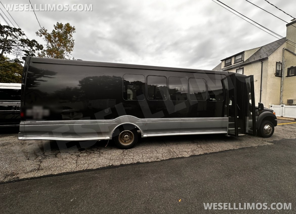 Photo of Shuttle Bus for sale: 2017 Ford F550 by TURTLETOP ODYSSEY XL