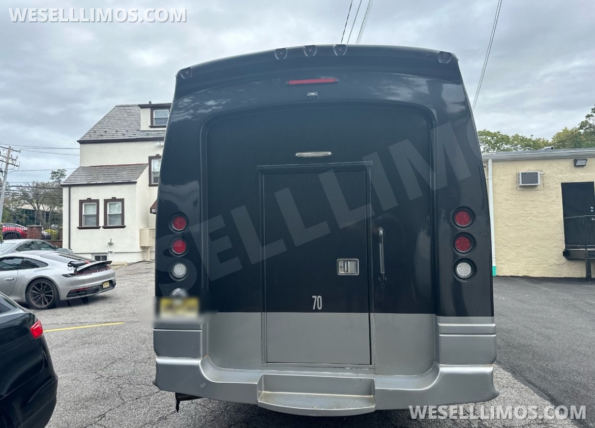 Photo of Shuttle Bus for sale: 2017 Ford F550 by TURTLETOP ODYSSEY XL