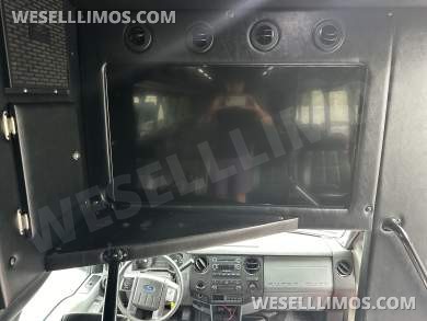 2017 TurtleTop Odyssey XL Ford F550 Shuttle Bus