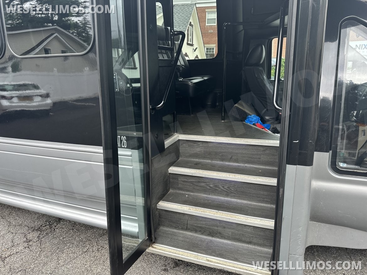 Photo of Shuttle Bus for sale: 2017 Ford F550 by TURTLETOP ODYSSEY XL