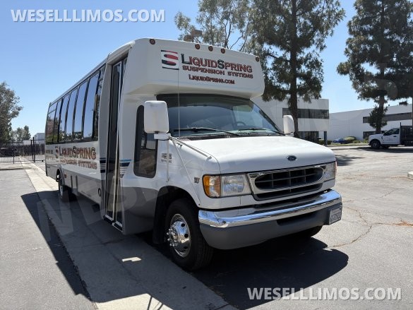 2000 Turtle Top Ford Terra Transit E450 Limo Bus