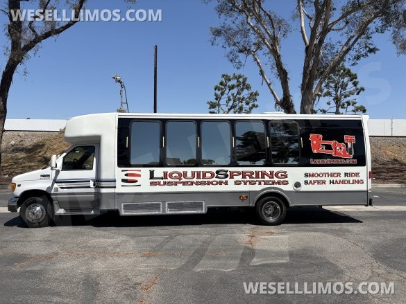2000 Turtle Top Ford Terra Transit E450 Limo Bus