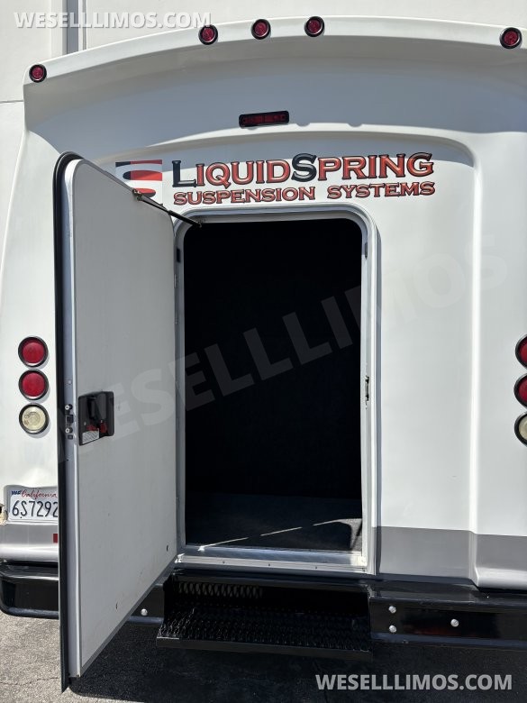 2000 Turtle Top Ford Terra Transit E450 Limo Bus