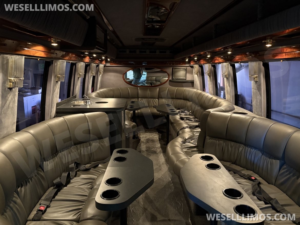 Photo of Limo Bus for sale: 2000 Ford Terra Transit E450 by Turtle Top
