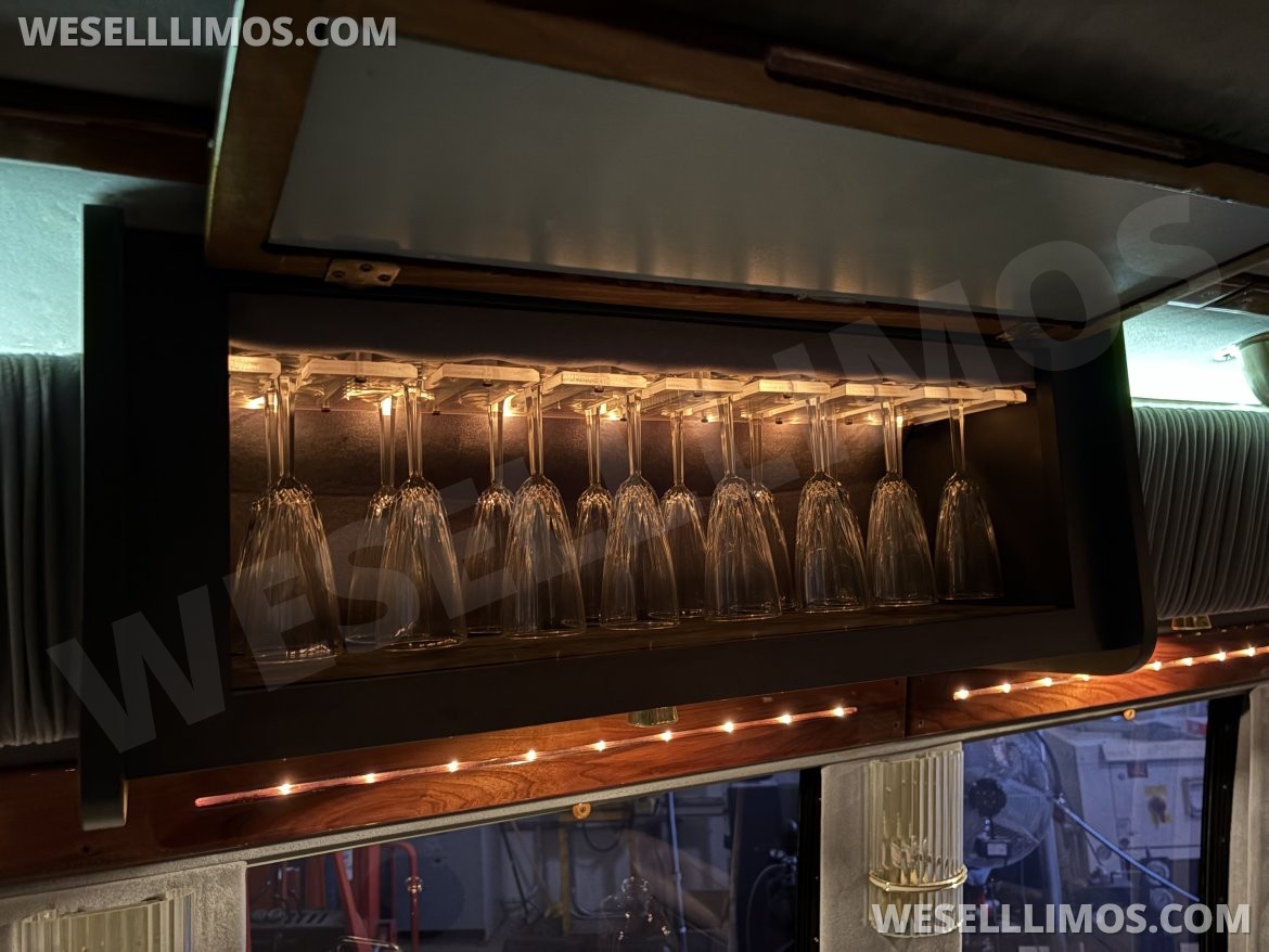 Photo of Limo Bus for sale: 2000 Ford Terra Transit E450 by Turtle Top