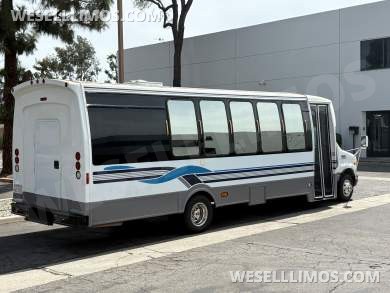 2000 Turtle Top Ford Terra Transit E450 Limo Bus