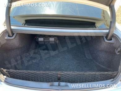 •CUSTOM 5-DOOR• 2015 Moonlight Chrysler 300L White Tuxedo 12-Passenger Limousine