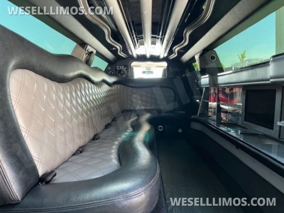 •CUSTOM 5-DOOR• 2015 Moonlight Chrysler 300L White Tuxedo 12-Passenger Limousine