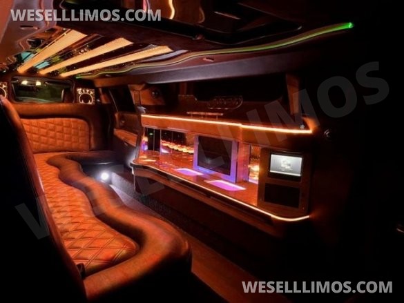 •CUSTOM 5-DOOR• 2015 Moonlight Chrysler 300L White Tuxedo 12-Passenger Limousine