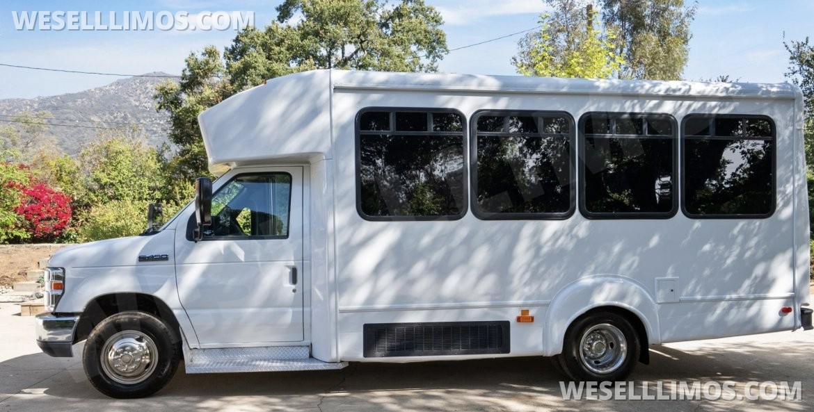 Limo Bus for sale: 2014 Ford E450 30" by Coach builder