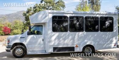 2014 Coach builder Ford E450 Limo Bus