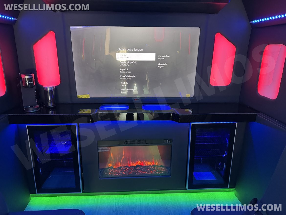 Photo of Limo Bus for sale: 2014 Ford E450 30&quot; by Coach builder