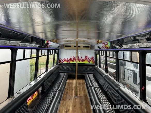 2003 Frgh Freightliner Champion Limo Bus
