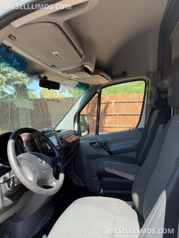 2011 Mercedes-Benz Sprinter 2500 Limo Bus
