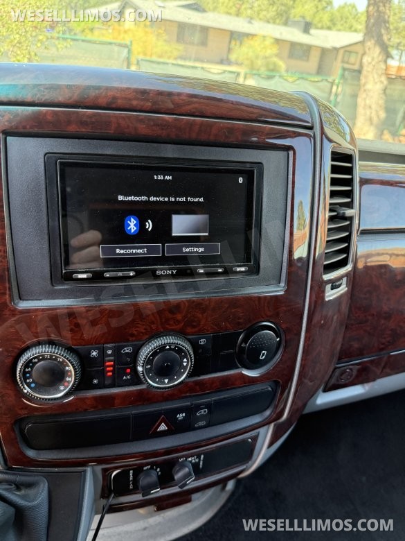 2011 Mercedes-Benz Sprinter 2500 Limo Bus