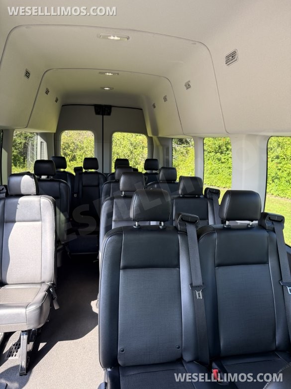 2023 Ford Transit 350