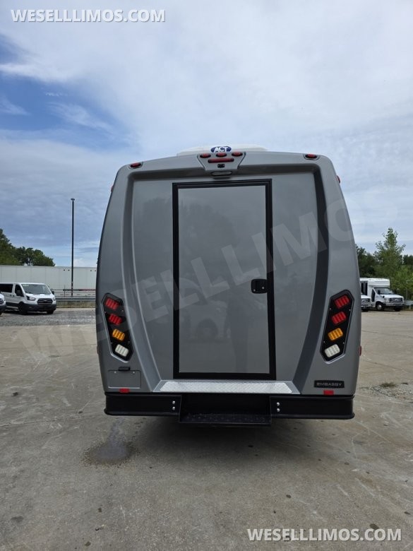 2018 Ford E450 Limobus 20 Passenger only 17k miles