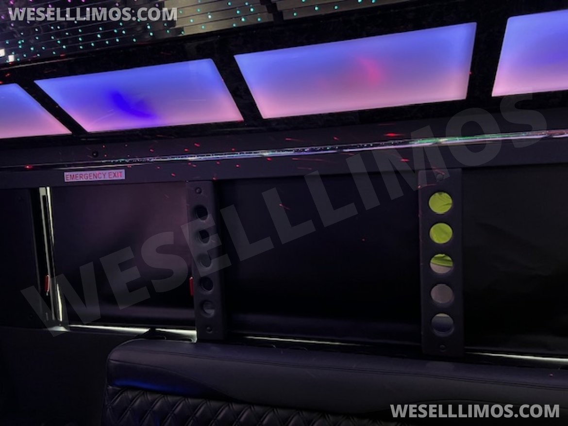 Photo of Limo Bus for sale: 2017 Ford E-450 28&quot;