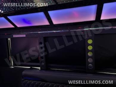 2017 Ford E-450 Karaoke Bus