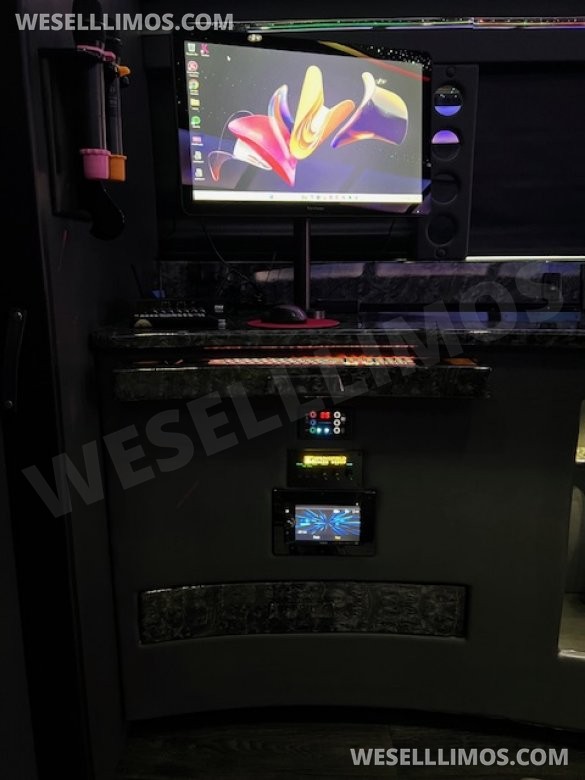 2017 Ford E-450 Karaoke Bus
