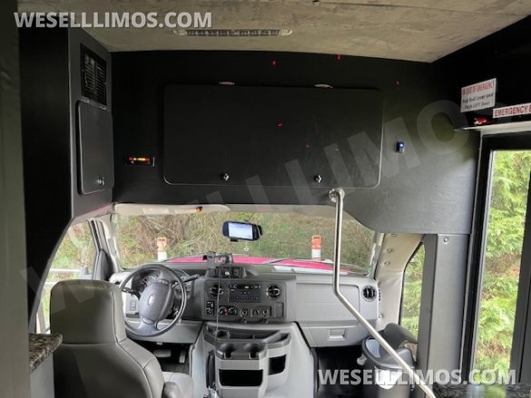 2017 Ford E-450 Karaoke Bus