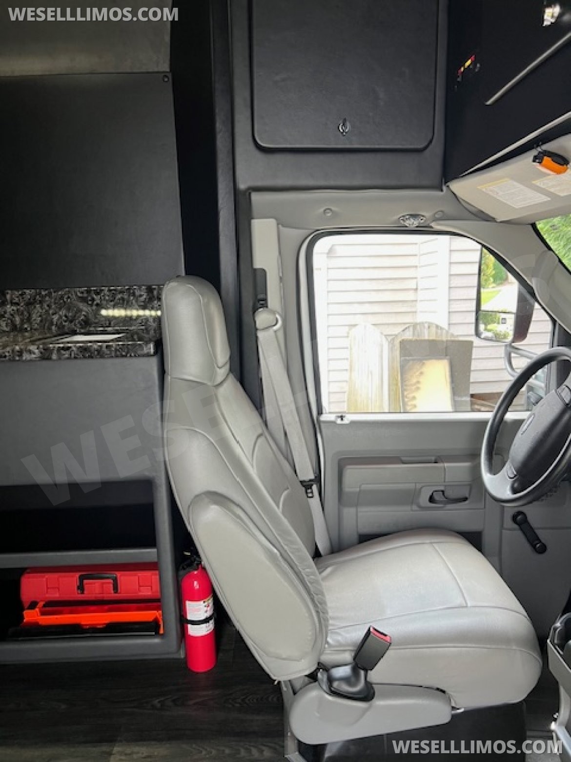 Photo of Limo Bus for sale: 2017 Ford E-450 28&quot;