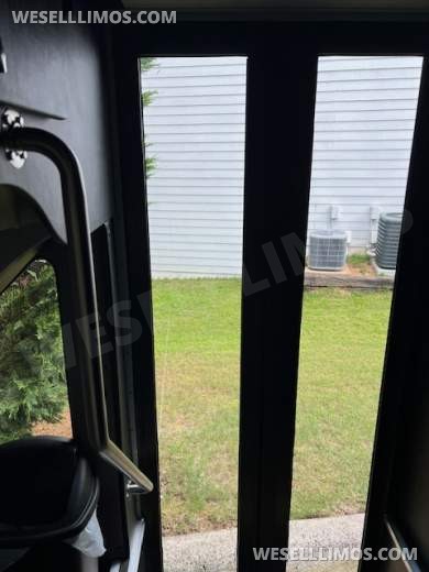 2017 Ford E-450 Karaoke Bus