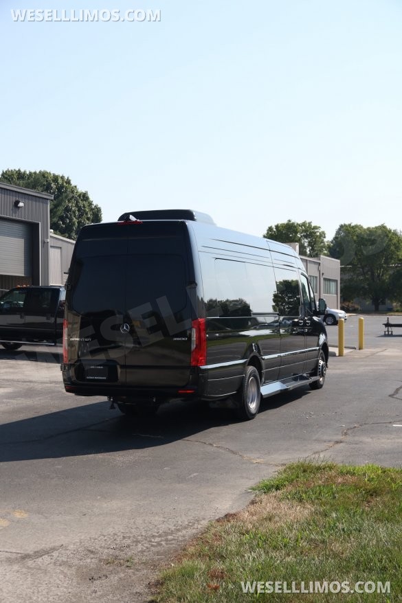 Perfect Condition - 2025 Mercedes-Benz Sprinter 3500 Sprinter 170" EXT