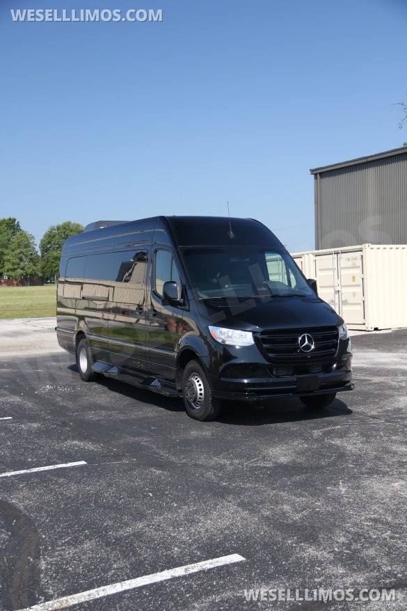 Perfect Condition - 2025 Mercedes-Benz Sprinter 3500 Sprinter 170" EXT