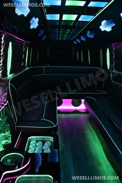 Perfect Condition - 2025 Mercedes-Benz Sprinter 3500 Sprinter 170" EXT