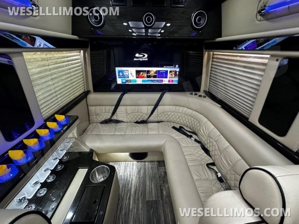 2019 Midwest Automotive Designs Mercedes-Benz 3500 J-Club Business Class Sprinter