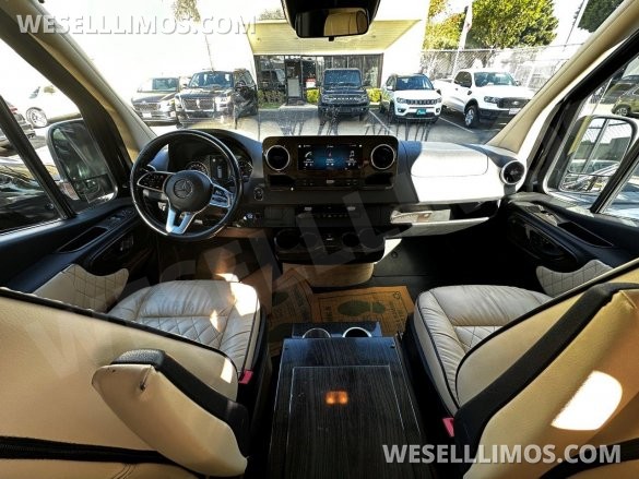 2019 Midwest Automotive Designs Mercedes-Benz 3500 J-Club Business Class Sprinter