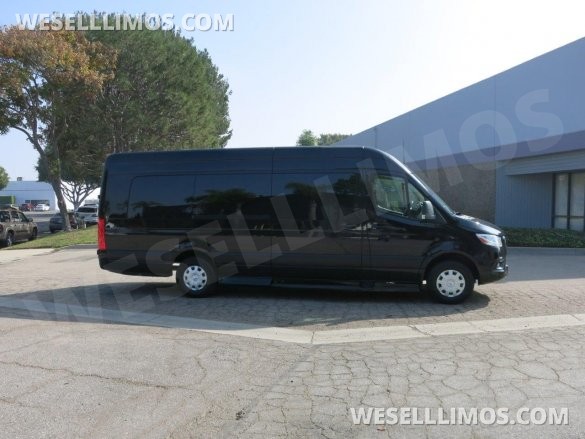 2019 Midwest Automotive Designs Mercedes-Benz 3500 J-Club Business Class Sprinter