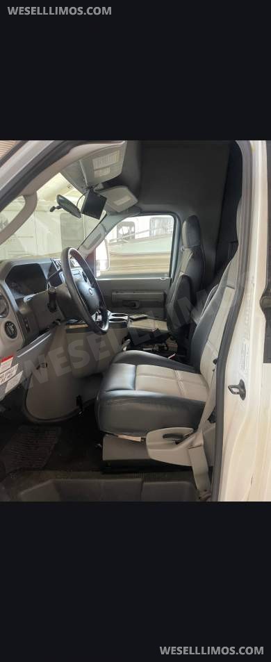 2016 Ameritrans Ford E450 Limo Bus