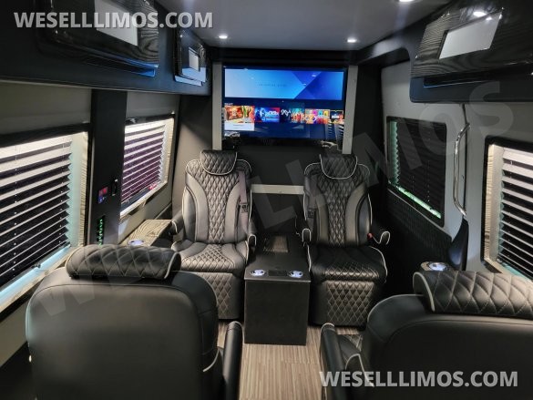 2021 Westwind Coachworks Mercedes-Benz Sprinter 3500 Business Class Sprinter