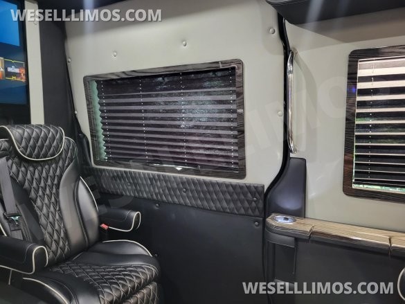 2021 Westwind Coachworks Mercedes-Benz Sprinter 3500 Business Class Sprinter
