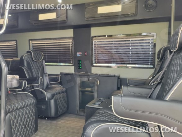 2021 Westwind Coachworks Mercedes-Benz Sprinter 3500 Business Class Sprinter