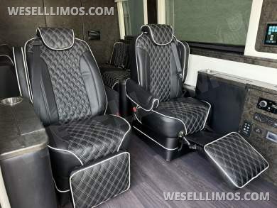 2019 Midwest Automotive Mercedes-Benz Sprinter Luxe Cruiser - 10 PASSENGER - Rear Bath