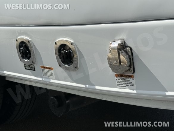 2019 Midwest Automotive Mercedes-Benz Sprinter Luxe Cruiser - 10 PASSENGER - Rear Bath