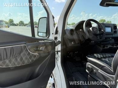 2019 Midwest Automotive Mercedes-Benz Sprinter Luxe Cruiser - 10 PASSENGER - Rear Bath
